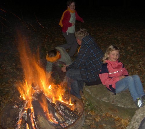am_Lagerfeuer.JPG